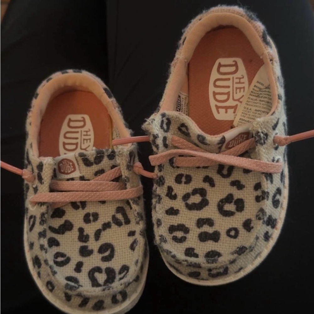 Hey Dude Kids Moccasins - Cream and Black Leopard